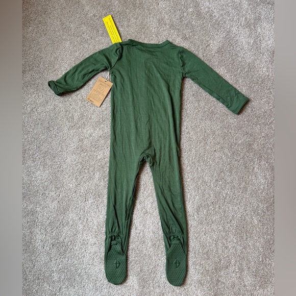 Kyte BABY Snap Footie in Hunter. Perfect for Spring green! NWT 18-24 months. - Picture 3 of 4
